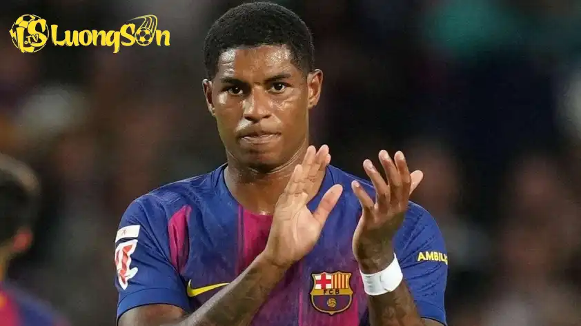 Nhưng sao hơn 5 năm ngôi nhà vẫn chưa được hoàn thiện (Ảnh: GOAL) Nhưng sao hơn 5 năm ngôi nhà vẫn chưa được hoàn thiện