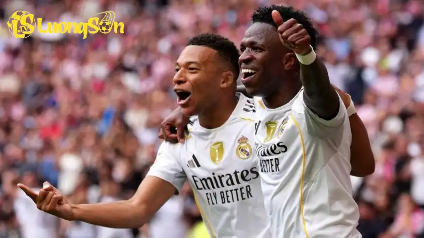 Anh cũng đánh giá cực cao bộ đôi này của Real Madrid